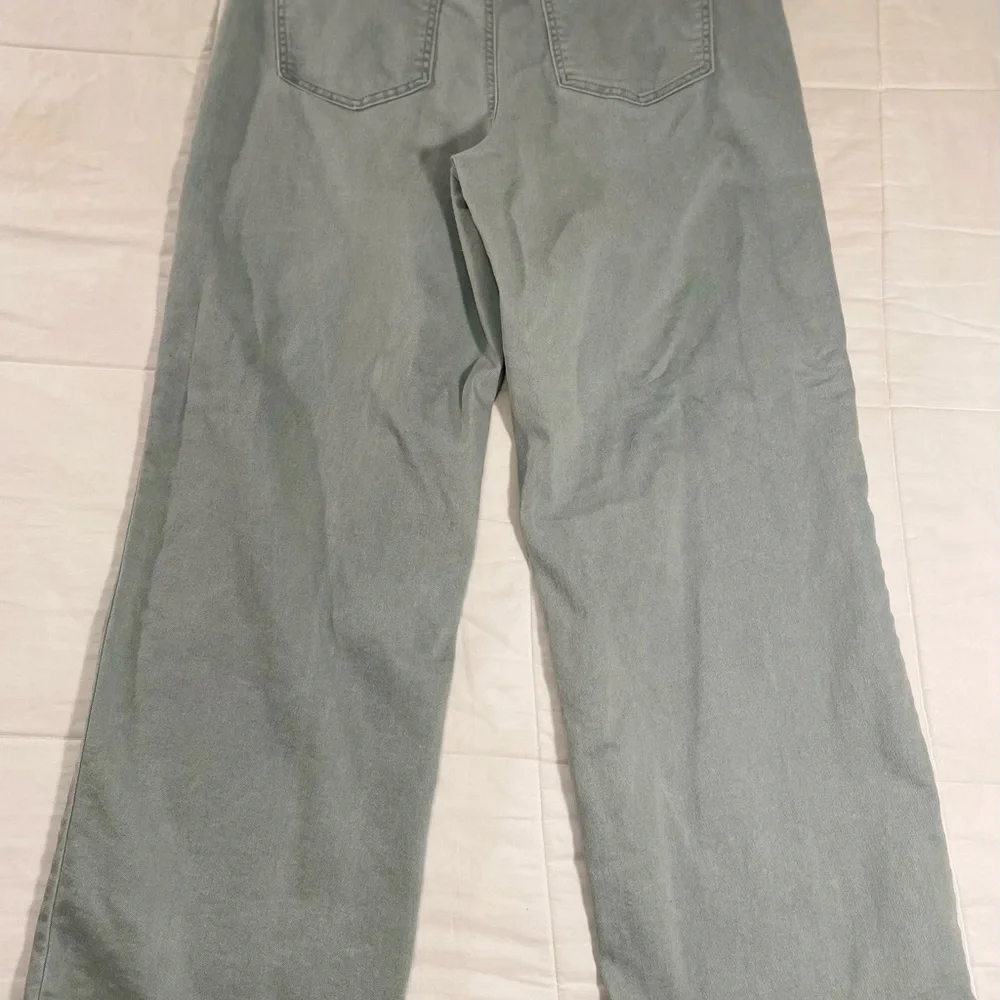 d. jeans Women’s Gray-Green Jeans - Picture 4 of 5